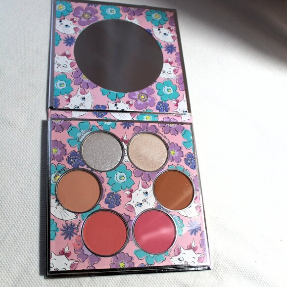 Disney The Aristocats Complexion Palette - Picture 2 of 3